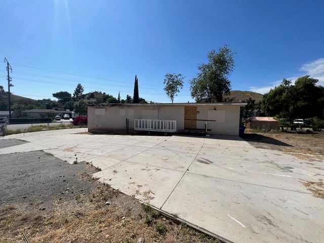 1675 N 2nd Street, El Cajon, CA 92021