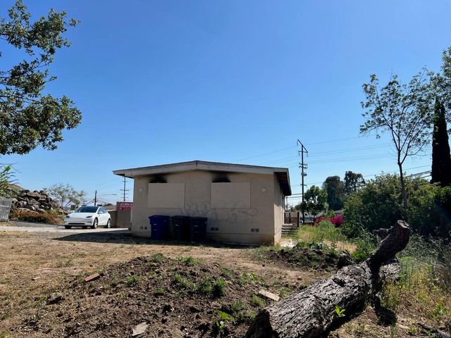 1675 N 2nd Street, El Cajon, CA 92021