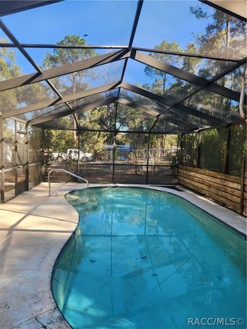 7346 W Dunklin Street, Dunnellon, FL 34433