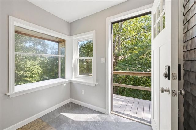 83 Hillside Dr, Plymouth, MA 02360