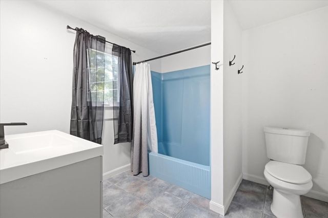 83 Hillside Dr, Plymouth, MA 02360