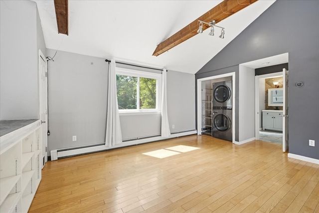 83 Hillside Dr, Plymouth, MA 02360