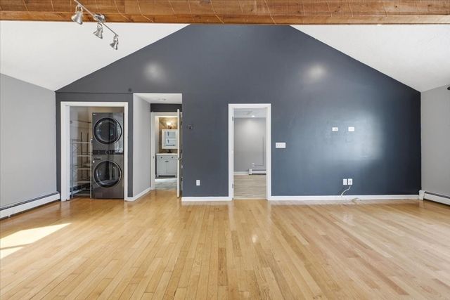 83 Hillside Dr, Plymouth, MA 02360