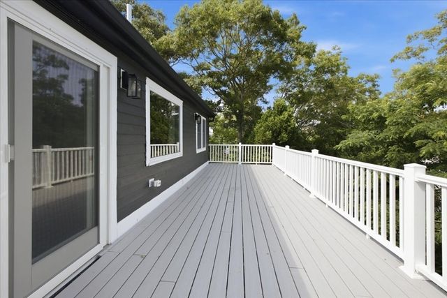 83 Hillside Dr, Plymouth, MA 02360