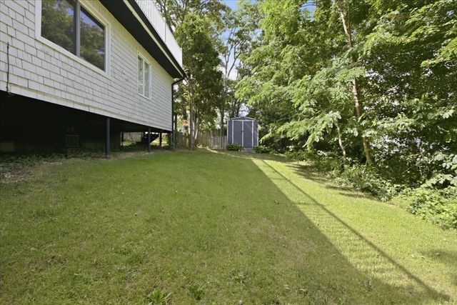 83 Hillside Dr, Plymouth, MA 02360