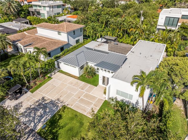 475 Woodcrest Rd, Key Biscayne, FL 33149