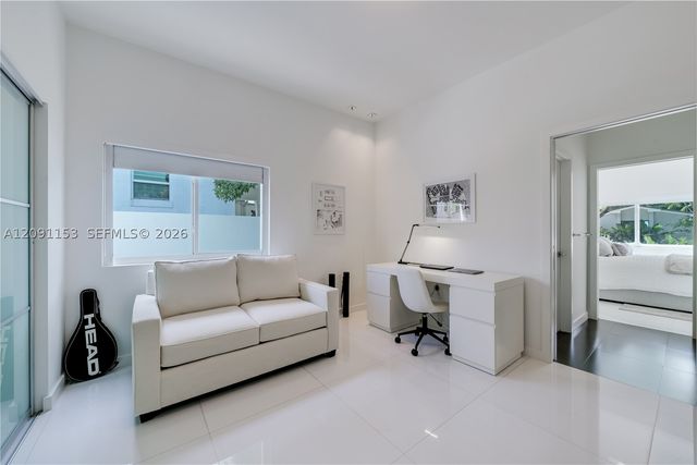 475 Woodcrest Rd, Key Biscayne, FL 33149