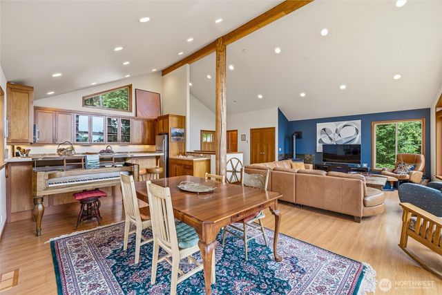 2986 Hales Passage Drive, Lummi Island, WA 98262
