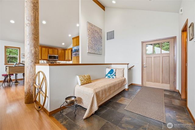 2986 Hales Passage Drive, Lummi Island, WA 98262