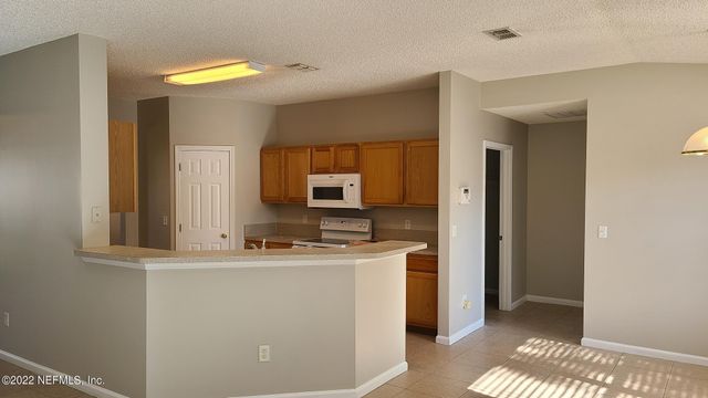 12737 CHANDLER VIEW Court, Jacksonville, FL 32218