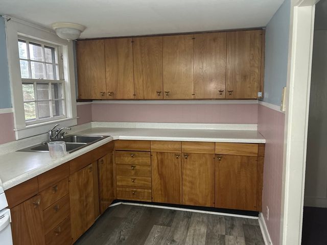 5 Baker St 1, Foxboro, MA 02035