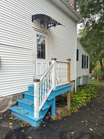 5 Baker St 1, Foxboro, MA 02035