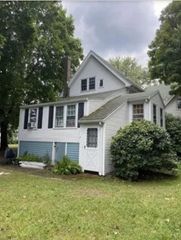 5 Baker St 1, Foxboro, MA 02035