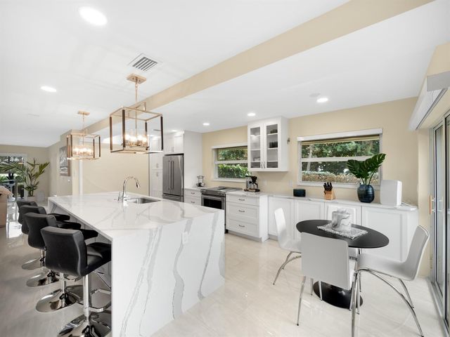 4161 S Us Highway 1 N1, Jupiter, FL 33477