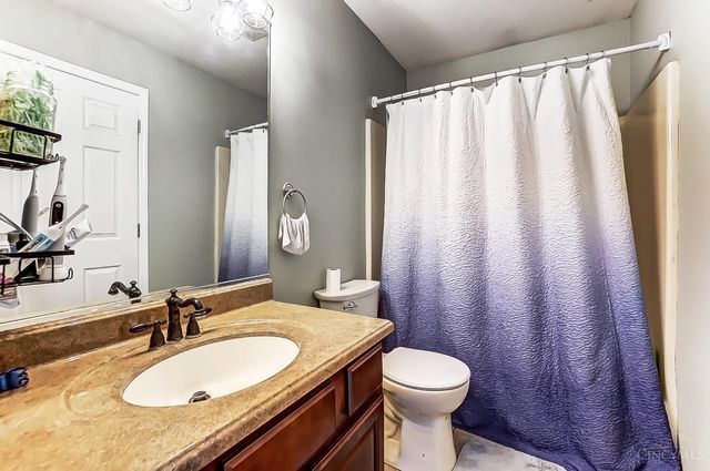 6828 Torrington Drive, Franklin Twp, OH 45005
