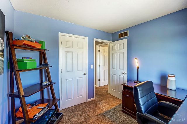 6828 Torrington Drive, Franklin Twp, OH 45005