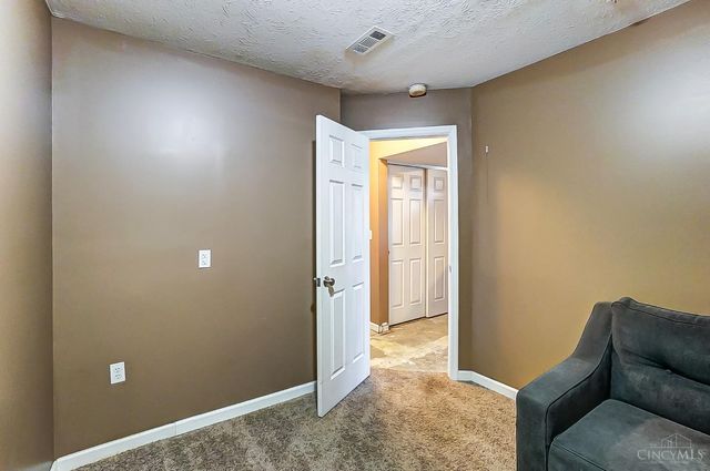 6828 Torrington Drive, Franklin Twp, OH 45005