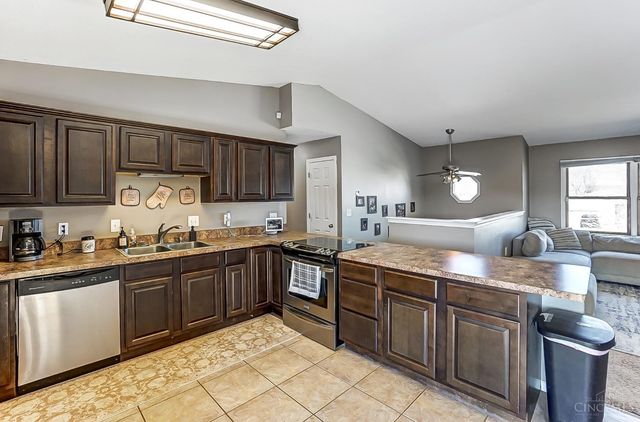 6828 Torrington Drive, Franklin Twp, OH 45005