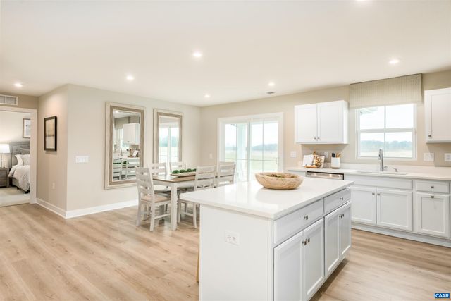 132 WHITE SANDS BLVD, Barboursville, VA 22923