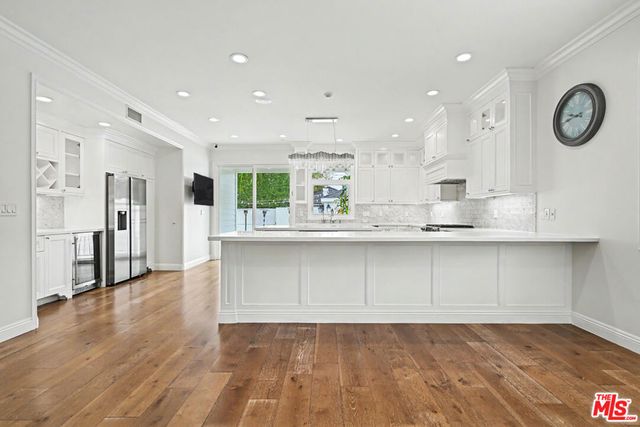 1908 S Durango Avenue, Los Angeles, CA 90034