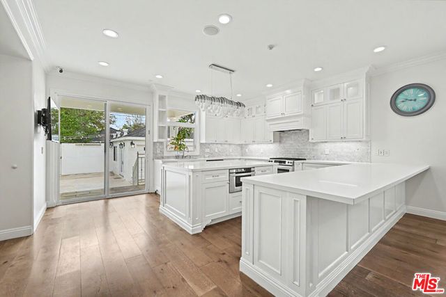 1908 S Durango Avenue, Los Angeles, CA 90034