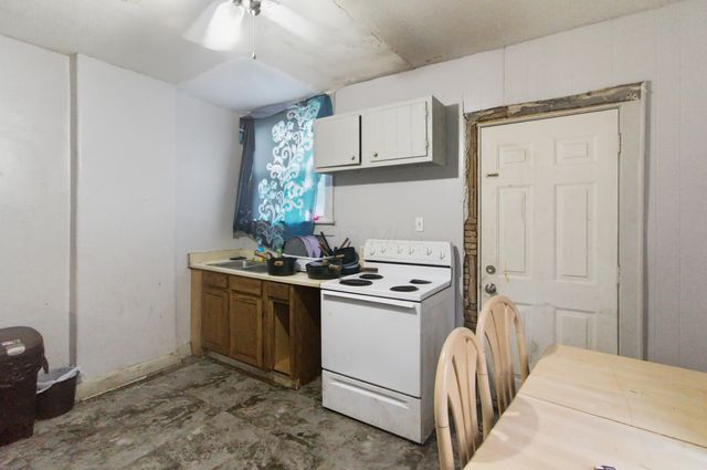 117-119 N Wheatland Avenue, Columbus, OH 43204