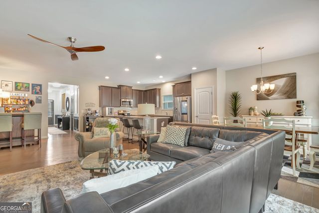 124 Thomaston Street, Newnan, GA 30263