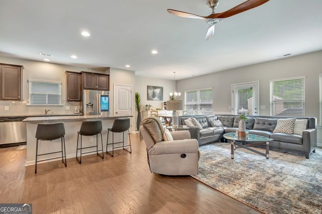 124 Thomaston Street, Newnan, GA 30263