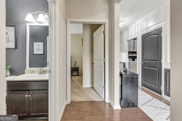 124 Thomaston Street, Newnan, GA 30263