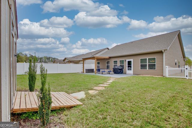 124 Thomaston Street, Newnan, GA 30263