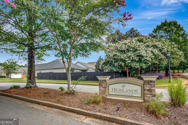 124 Thomaston Street, Newnan, GA 30263