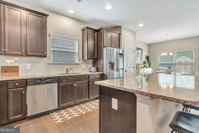 124 Thomaston Street, Newnan, GA 30263