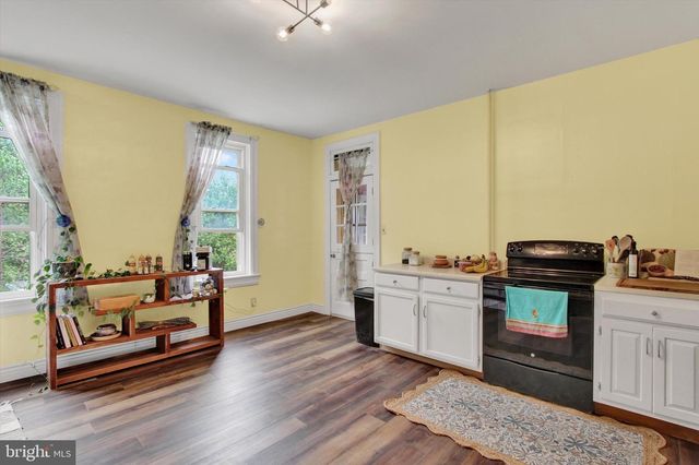 46 S FRANKLIN ST, Dallastown, PA 17313