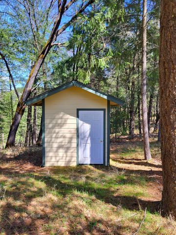 2733 Emco Rd, Mokelumne Hill, CA 95245