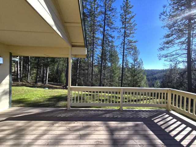 2733 Emco Rd, Mokelumne Hill, CA 95245