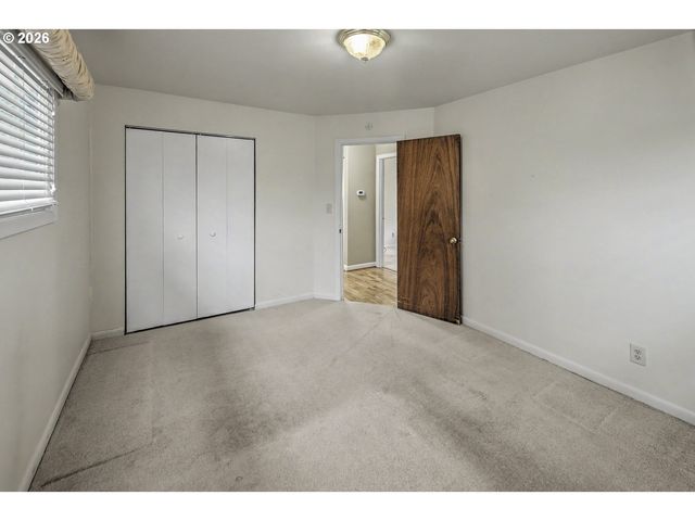 2100 WAHCLELLAH Ave, Vancouver, WA 98661