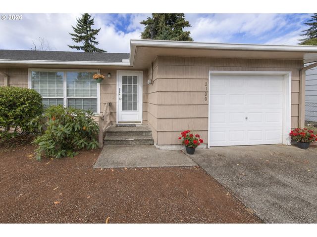 2100 WAHCLELLAH Ave, Vancouver, WA 98661