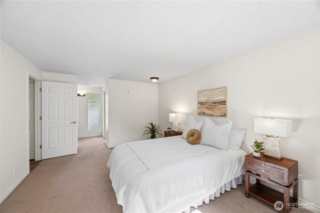 6215 122nd Avenue SE, Bellevue, WA 98006