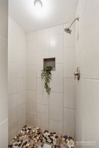 6215 122nd Avenue SE, Bellevue, WA 98006