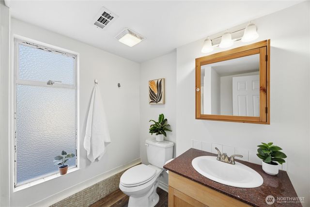 6215 122nd Avenue SE, Bellevue, WA 98006