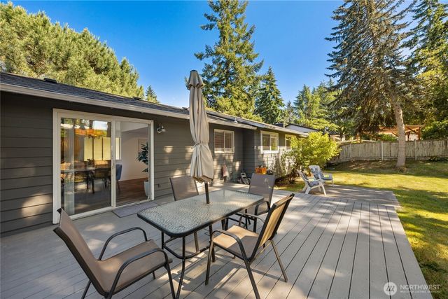 6215 122nd Avenue SE, Bellevue, WA 98006