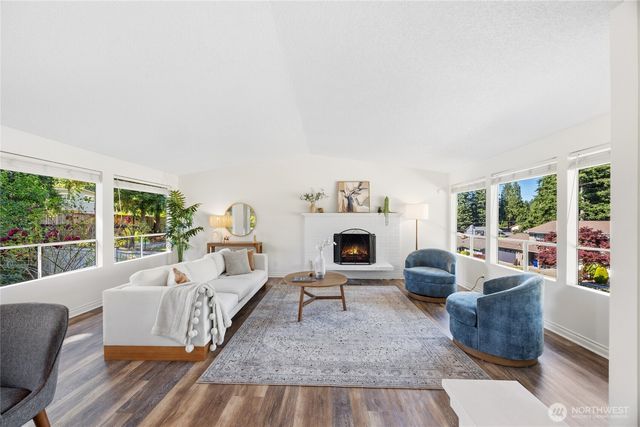 6215 122nd Avenue SE, Bellevue, WA 98006