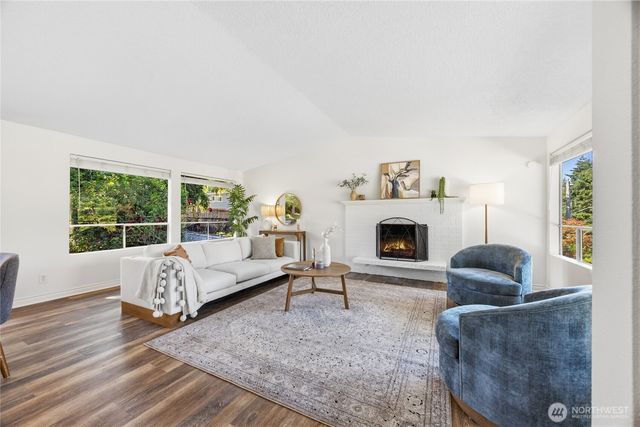 6215 122nd Avenue SE, Bellevue, WA 98006