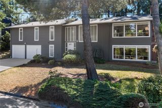 6215 122nd Avenue SE, Bellevue, WA 98006