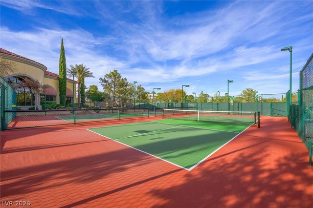 10232 Roma Madre Avenue, Las Vegas, NV 89135