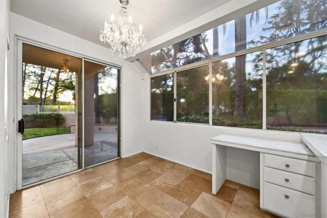 516 Camino Bailen, Escondido, CA 92029