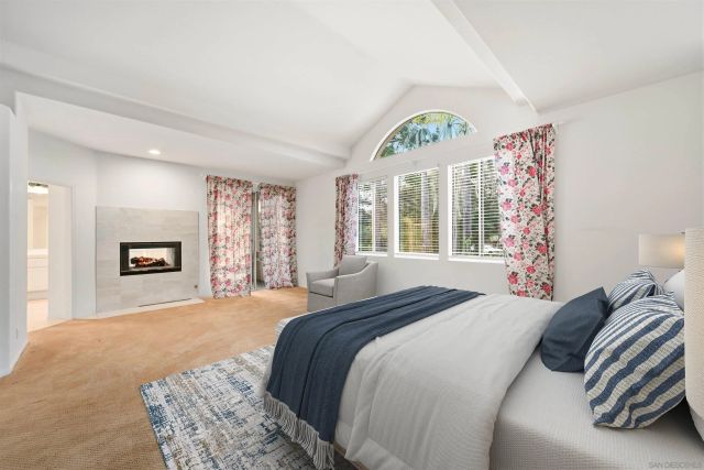 516 Camino Bailen, Escondido, CA 92029