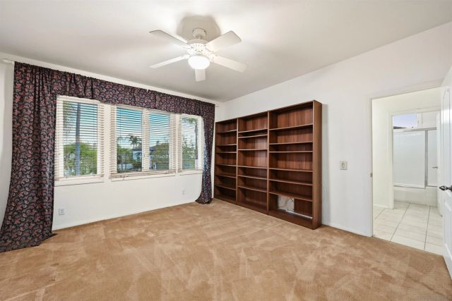 516 Camino Bailen, Escondido, CA 92029