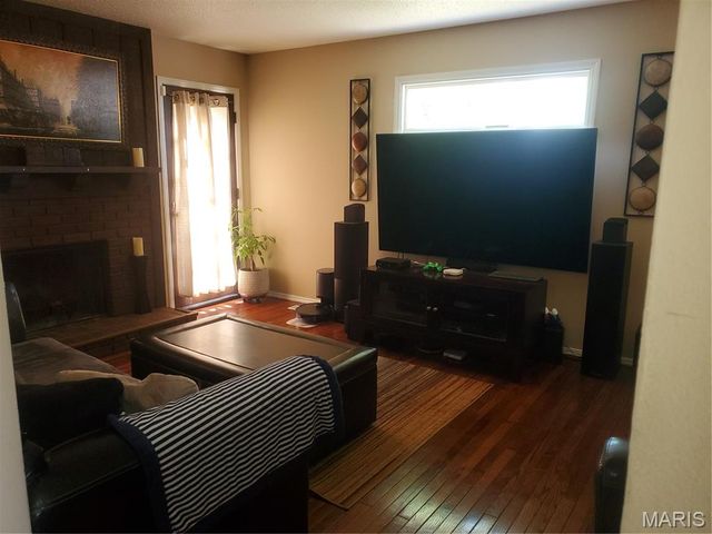 4012 Bugle Bend Drive, Florissant, MO 63034