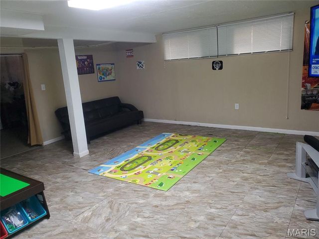 4012 Bugle Bend Drive, Florissant, MO 63034